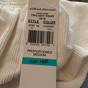 Alfred Dunner size 16 petite pants